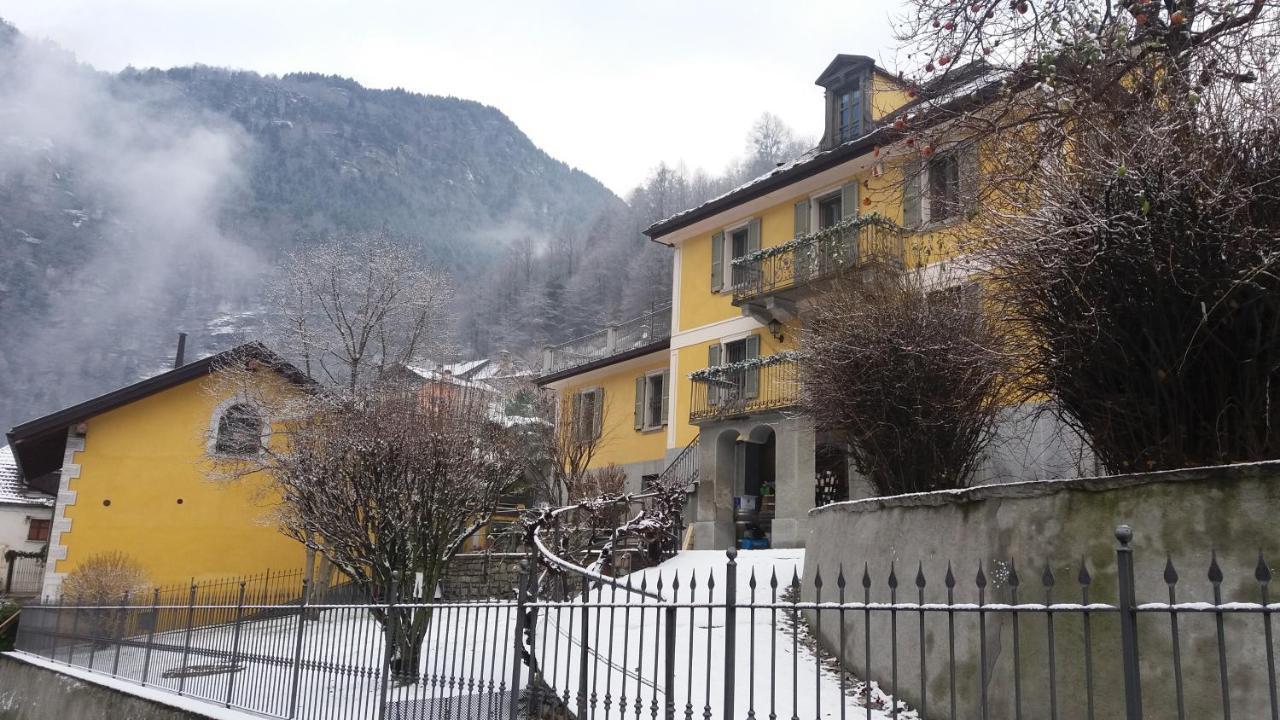 B&B dell'Antica Osteria Varzo Esterno foto